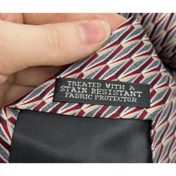 Resilio Tie 100% Silk Necktie Geometric Print Treated W/ Stain Resistant Fabric - Picture 8 of 10